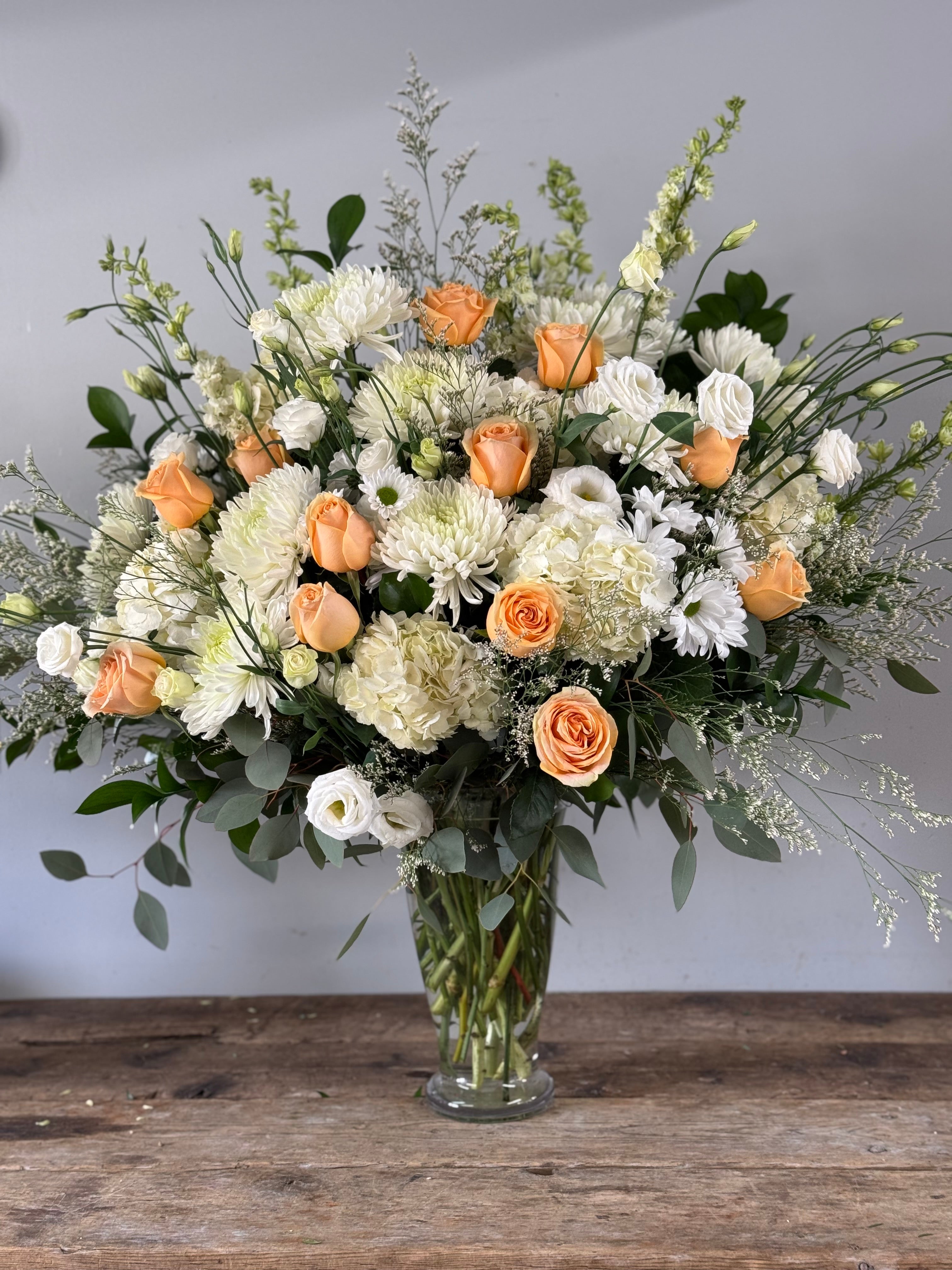 Vase Arrangement - White and Peaches