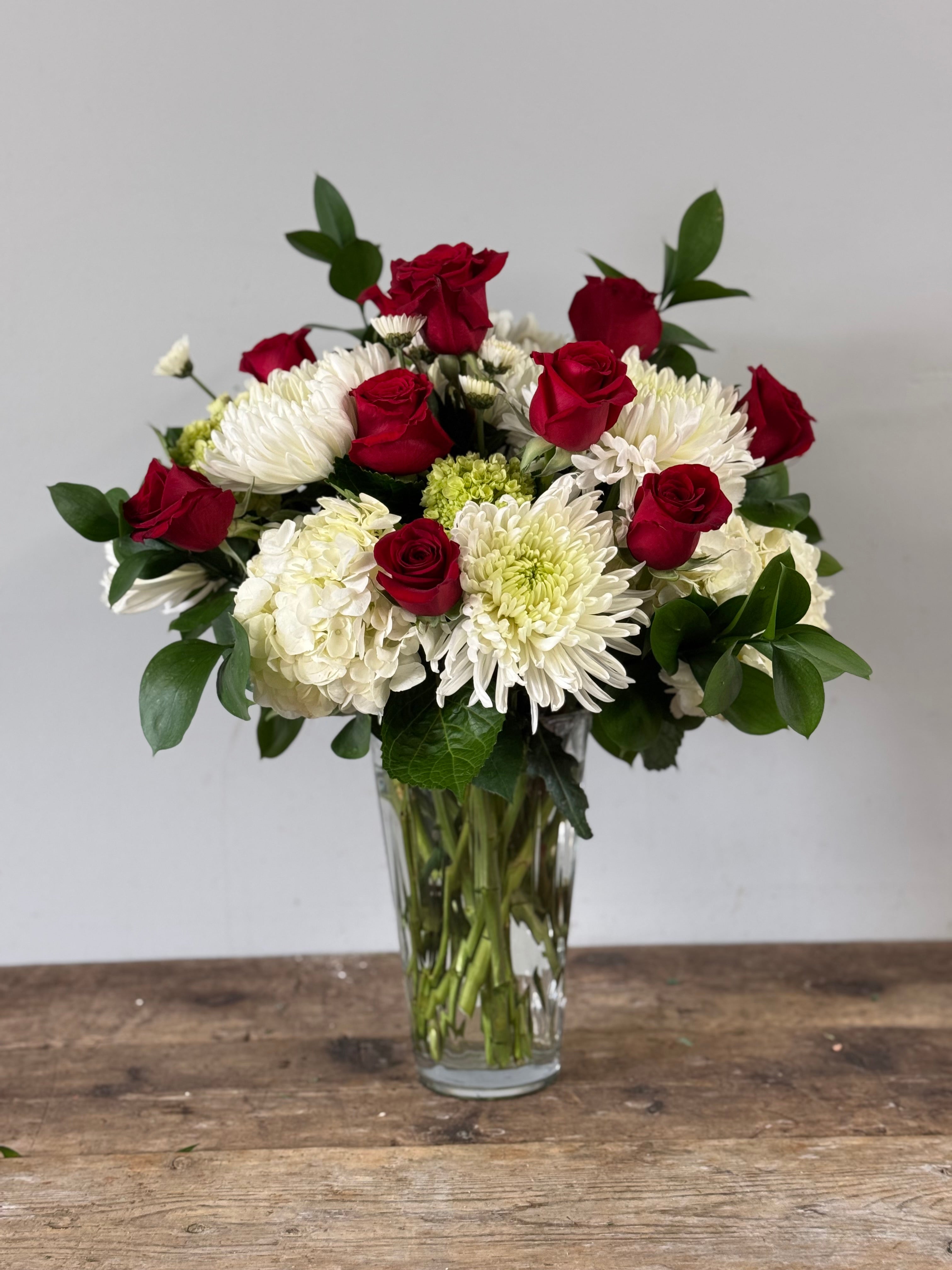 Vase Arrangement - White and Reds